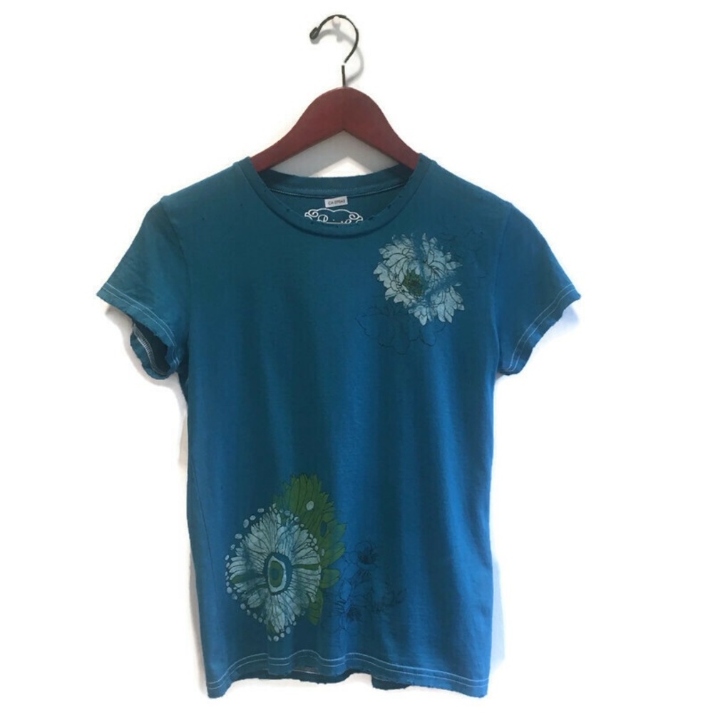 NWOT Project E distressed tshirt 100% cotton Small